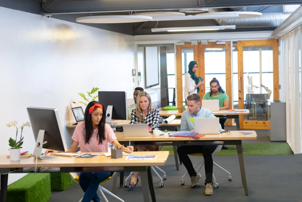 Hot Desk Best Practices for 2026